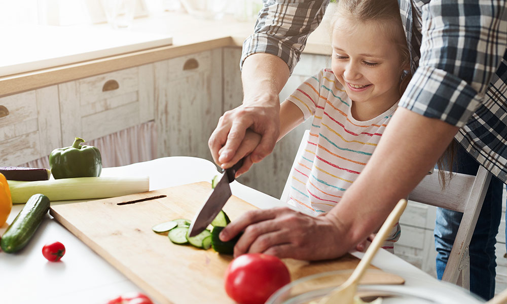 5 Tips Mengajari Anak Makan Sayur, Sudah Tahu?